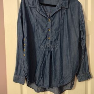Apny Denim Blouse. Size Medium. Buttons up front and sides.